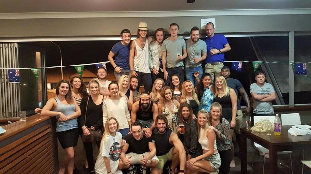 Global Backpackers Port Douglas Buitenkant foto