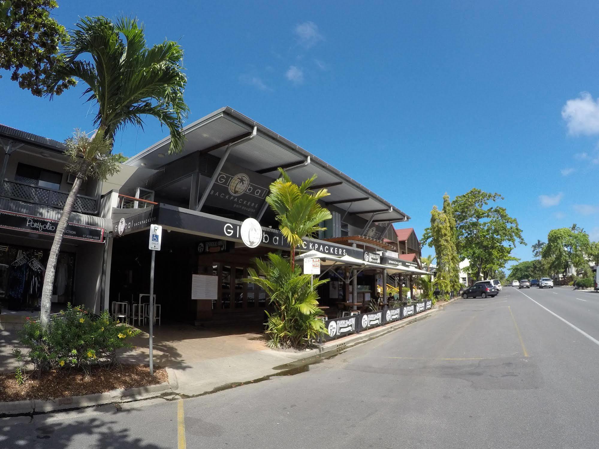 Global Backpackers Port Douglas Buitenkant foto