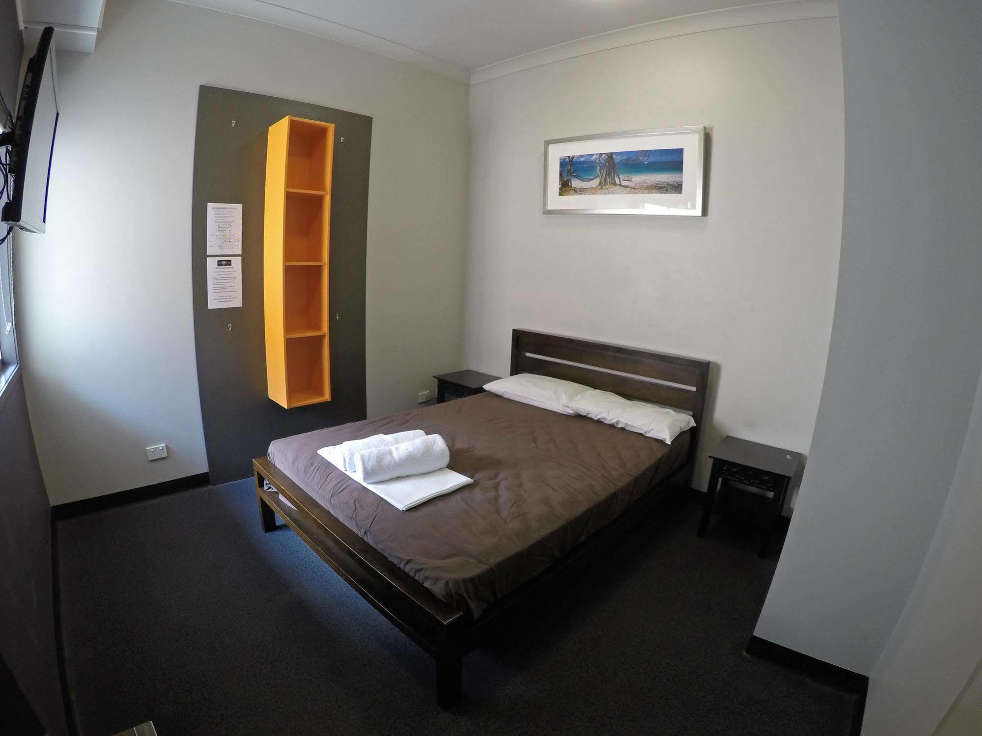 Global Backpackers Port Douglas Buitenkant foto